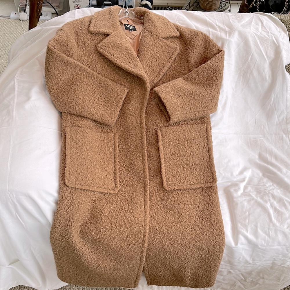 UGG Hattie Long Oversized Teddy Coat. Camel color. Size M.